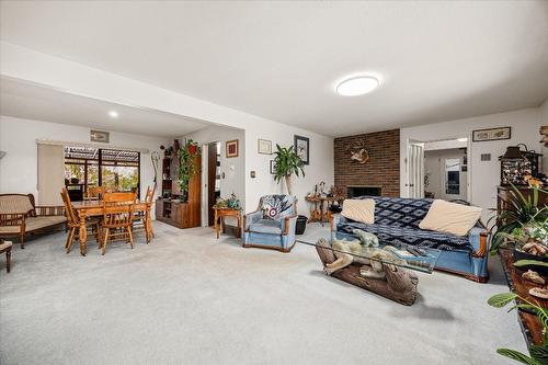 2425 Collingwood Road, West Kelowna, BC - Indoor