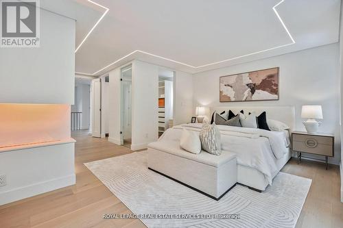 1657 Glenvista Drive, Oakville, ON - Indoor Photo Showing Bedroom