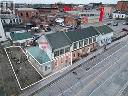 373 QUEEN STREET  Peterborough Central, ON K9H 3J7