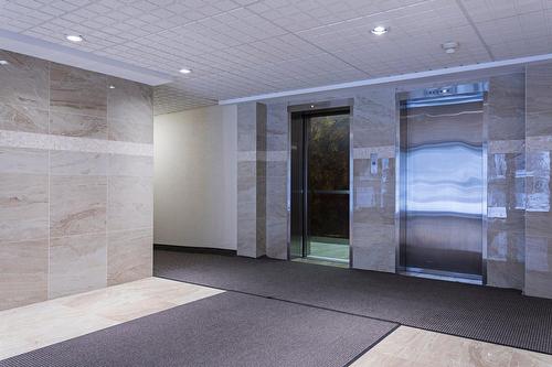 Hall d'entrée/Vestibule - 308-110 Rue St-François N., Sherbrooke (Fleurimont), QC - Indoor Photo Showing Other Room