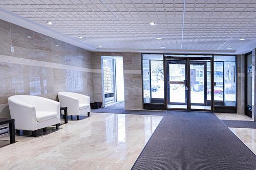 Hall d'entrée/Vestibule - 308-110 Rue St-François N., Sherbrooke (Fleurimont), QC - Indoor Photo Showing Other Room