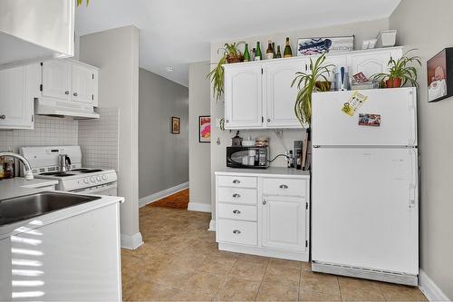 Dwelling - 8212  - 8216 Av. De Gaspé, Montréal (Villeray/Saint-Michel/Parc-Extension), QC - Indoor Photo Showing Kitchen