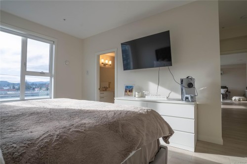 403-842 Orono Ave, Langford, BC - Indoor Photo Showing Bedroom