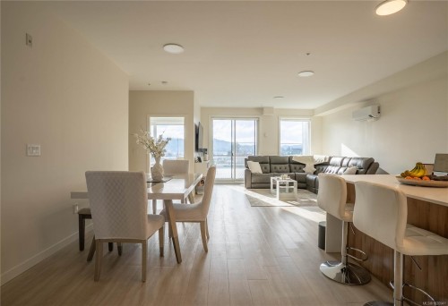 403-842 Orono Ave, Langford, BC - Indoor Photo Showing Dining Room
