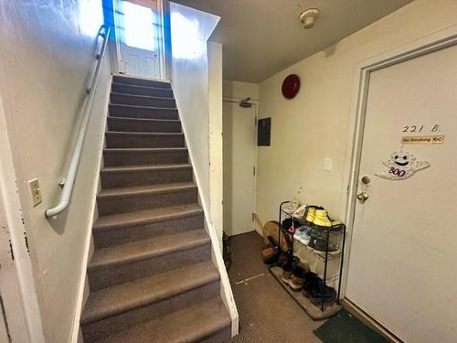 221 & 223 Bruce Street, Thunder Bay, ON - Indoor Photo Showing Other Room