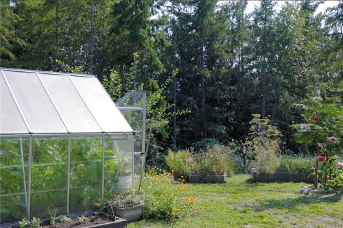 440 Gilbert Rd, Qualicum Beach, BC 