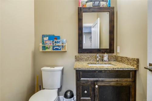 698 Eagle View Pl, Campbell River, BC 