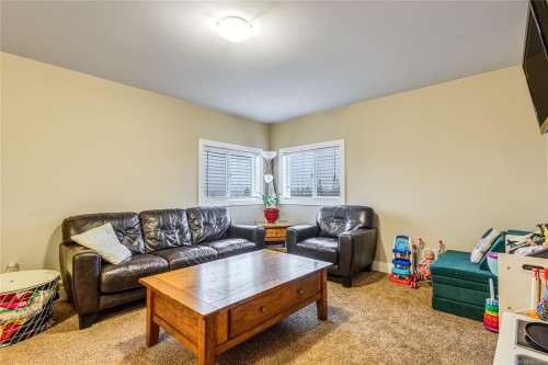 698 Eagle View Pl, Campbell River, BC 