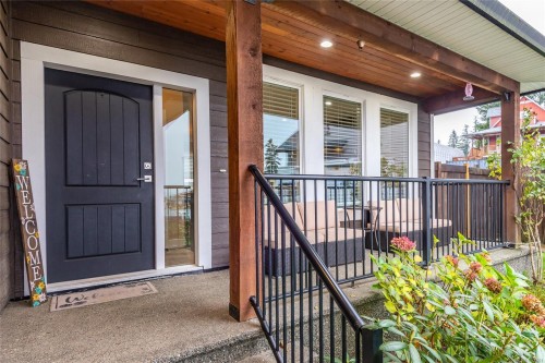 698 Eagle View Pl, Campbell River, BC 