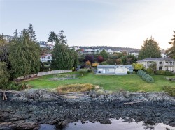 5020/5010 Fillinger Cres  Nanaimo, BC V9V 1J1