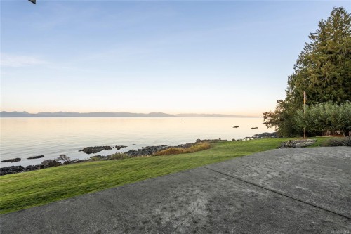 5020/5010 Fillinger Cres, Nanaimo, BC 