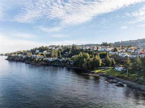 5020/5010 Fillinger Cres, Nanaimo, BC 