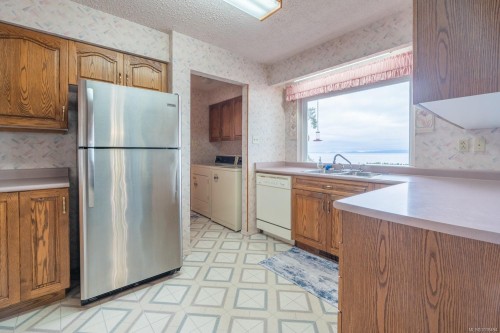 5020/5010 Fillinger Cres, Nanaimo, BC 