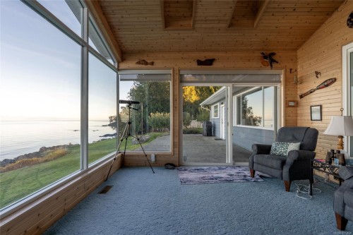 5020/5010 Fillinger Cres, Nanaimo, BC 