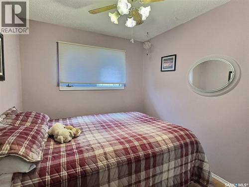 127 Mcdonald Road, Estevan, SK - Indoor Photo Showing Bedroom