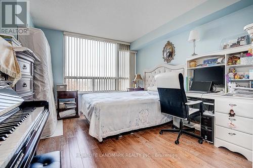 807 - 238 Doris Avenue, Toronto, ON - Indoor Photo Showing Other Room