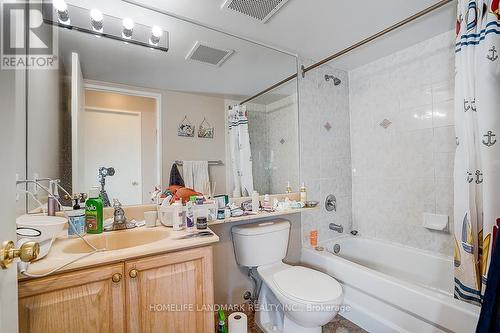 807 - 238 Doris Avenue, Toronto, ON - Indoor Photo Showing Bathroom