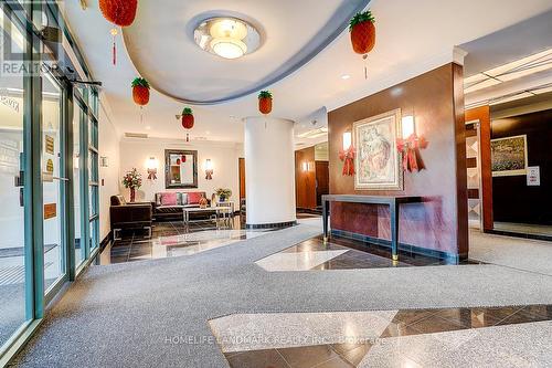 807 - 238 Doris Avenue, Toronto, ON - Indoor Photo Showing Other Room