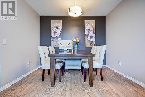 807 - 238 Doris Avenue, Toronto, ON - Indoor Photo Showing Dining Room