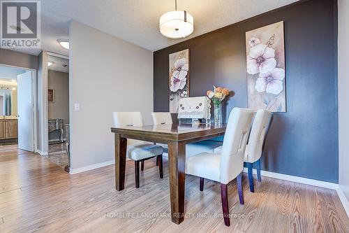 807 - 238 Doris Avenue, Toronto, ON - Indoor Photo Showing Dining Room