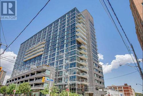 921 - 320 Richmond Street E, Toronto, ON - Outdoor With Facade