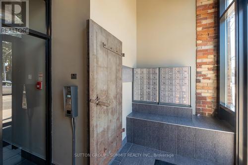 Ph5 - 2154 Dundas Street W, Toronto, ON - Indoor Photo Showing Other Room