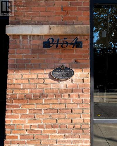 Ph5 - 2154 Dundas Street W, Toronto, ON - 