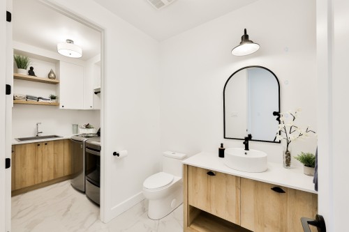 Salle de lavage - 1104 Ch. Du Massif, Piedmont, QC - Indoor Photo Showing Bathroom