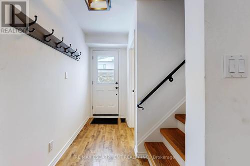 19 Douglas Road, Hamilton, ON - Indoor Photo Showing Other Room