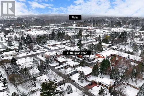 19 Douglas Road, Hamilton, ON - Outdoor