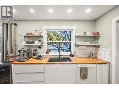 1273 Killarney Street, Penticton, BC - Indoor