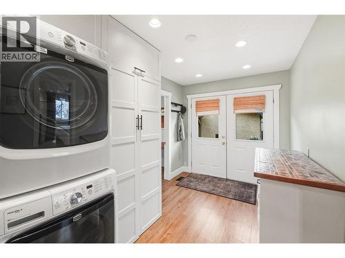 1273 Killarney Street, Penticton, BC - Indoor Photo Showing Laundry Room