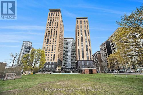 1702 - 105 Champagne Avenue S, Ottawa, ON - Outdoor With Facade