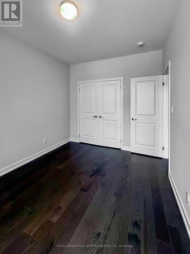 1215 Dartmouth Crescent, Oakville, ON - Indoor Photo Showing Other Room