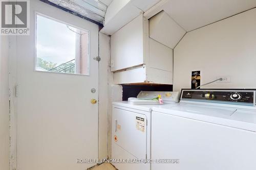 2203 Council Ring Road, Mississauga, ON -  Photo Showing Laundry Room