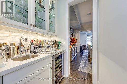 221 Hanover Street, Oakville, ON - Indoor