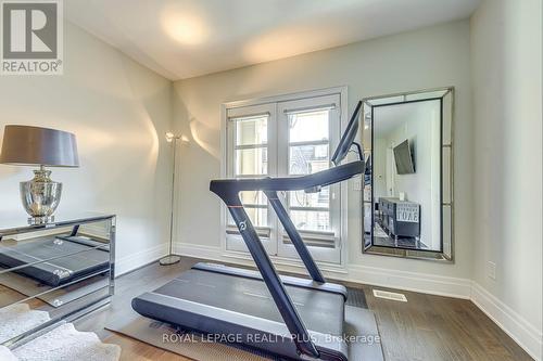 221 Hanover Street, Oakville, ON - Indoor Photo Showing Gym Room