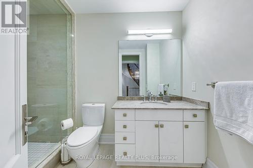 221 Hanover Street, Oakville, ON - Indoor Photo Showing Bathroom
