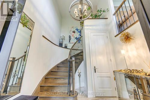 221 Hanover Street, Oakville, ON - Indoor Photo Showing Other Room