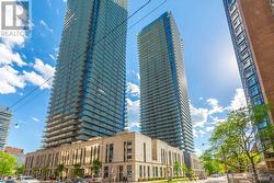 703 - 65 ST MARY STREET  Toronto, ON M5S 0A6