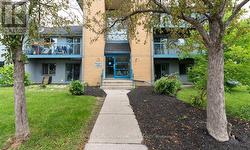 613 - 95 TRAILWOOD DRIVE  Mississauga, ON L4Z 3L2