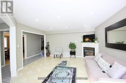 7374 Black Walnut Trail, Mississauga, ON - Indoor With Fireplace
