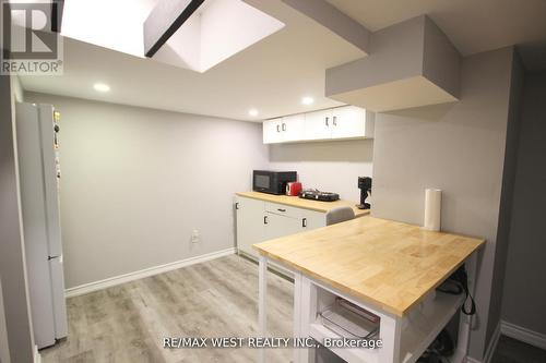 7374 Black Walnut Trail, Mississauga, ON - Indoor