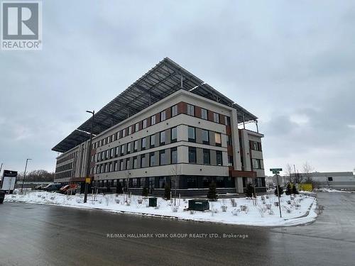 35 Sunday Drive, Aurora, ON 