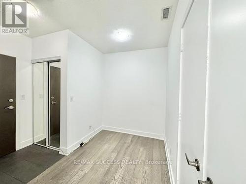 Lph6 - 4099 Brickstone Mews, Mississauga, ON - Indoor Photo Showing Other Room