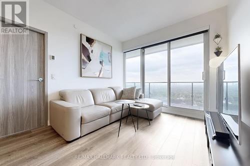 3103 - 95 Mcmahon Drive, Toronto, ON - Indoor Photo Showing Living Room