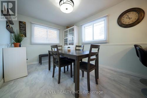 5 Burdock Boulevard, Brantford, ON - Indoor Photo Showing Dining Room