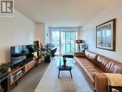 1608 - 825 CHURCH STREET S  Toronto, ON M4W 3Z4