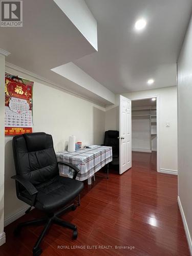 3281 Martins Pine Crescent, Mississauga, ON - Indoor