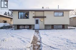 448 15th AVENUE E  Prince Albert, SK S6V 2N9